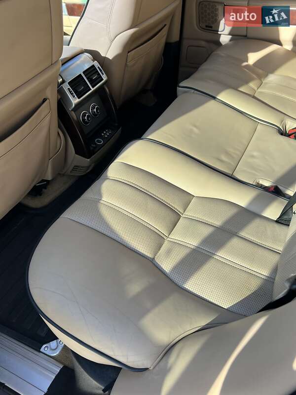 Внедорожник / Кроссовер Land Rover Range Rover 2008 в Черновцах