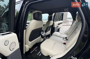 Внедорожник / Кроссовер Land Rover Range Rover 2021 в 