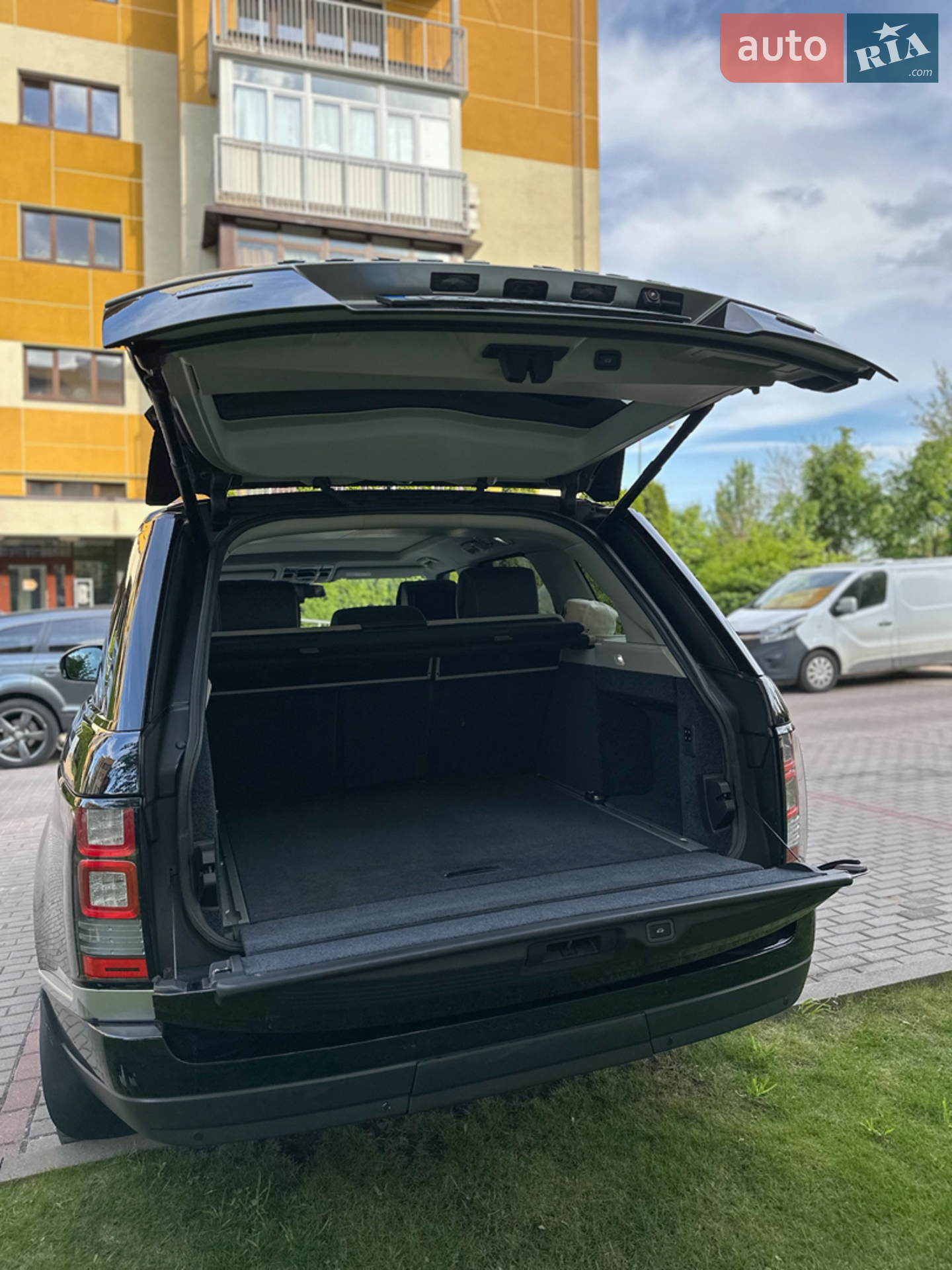 2013 Land Rover Range Rover - мініатюра 2