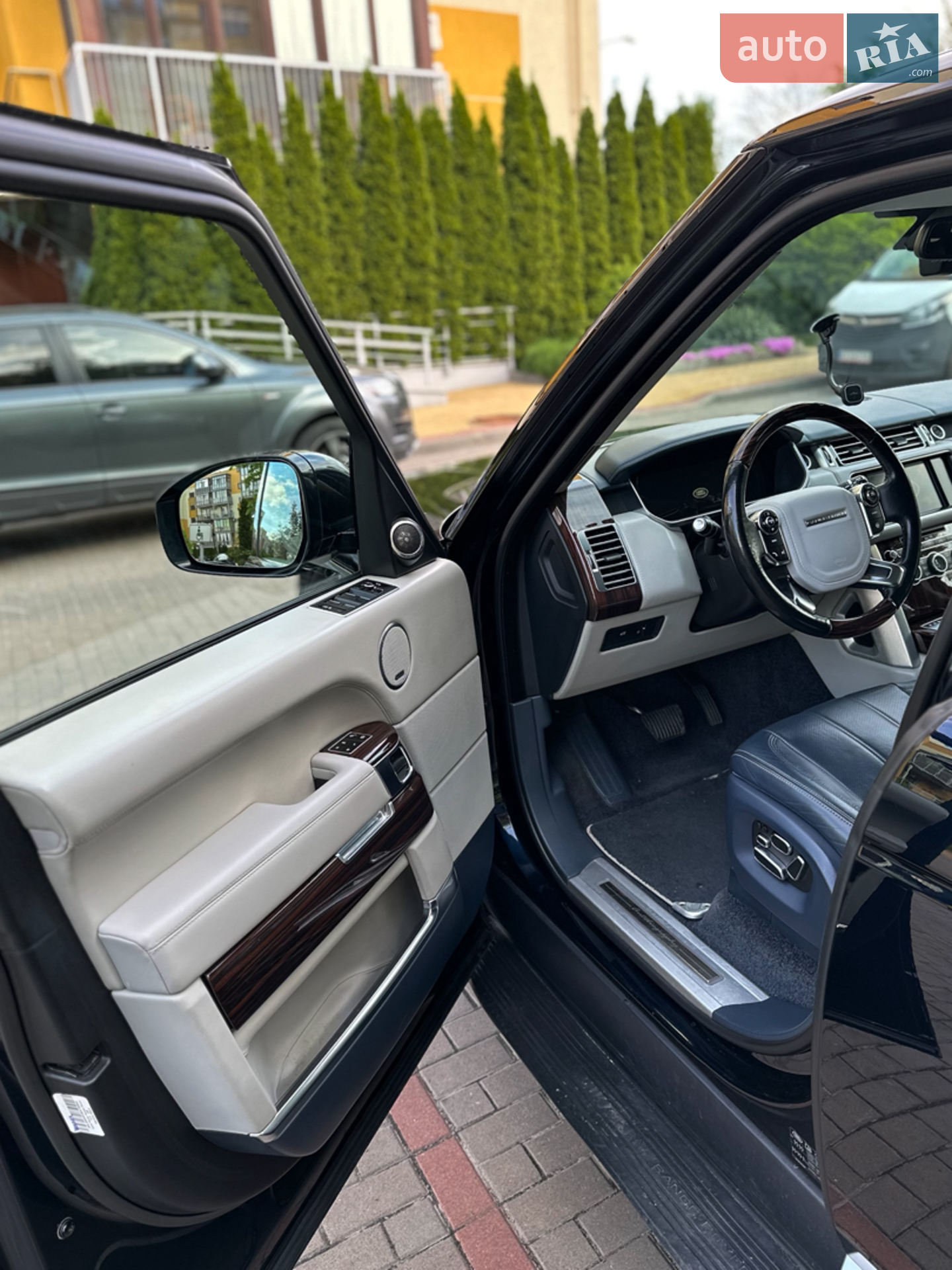 2013 Land Rover Range Rover - мініатюра 11