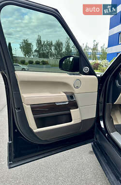 Внедорожник / Кроссовер Land Rover Range Rover 2015 в 