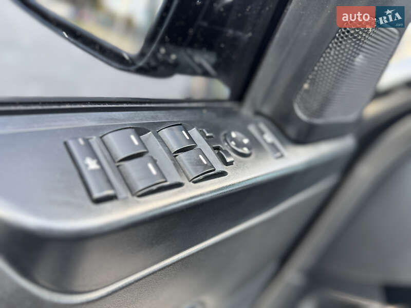 Внедорожник / Кроссовер Land Rover Range Rover 2006 в Одессе