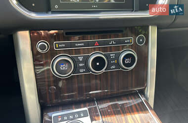 Внедорожник / Кроссовер Land Rover Range Rover 2015 в 