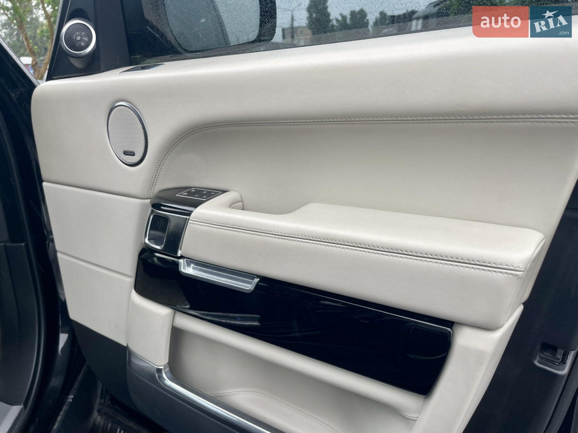 2013 Land Rover Range Rover - мініатюра 15