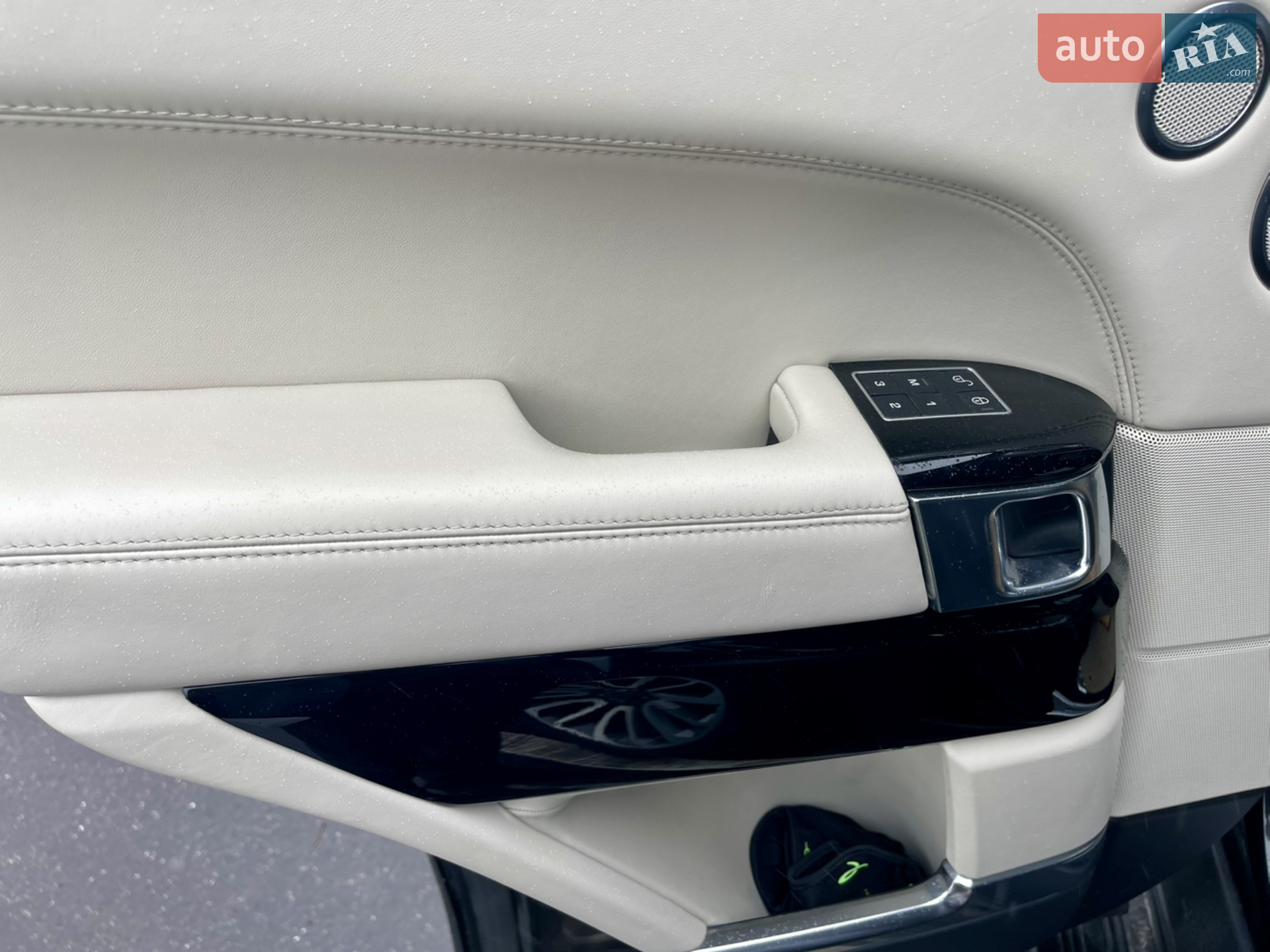 2013 Land Rover Range Rover - мініатюра 27
