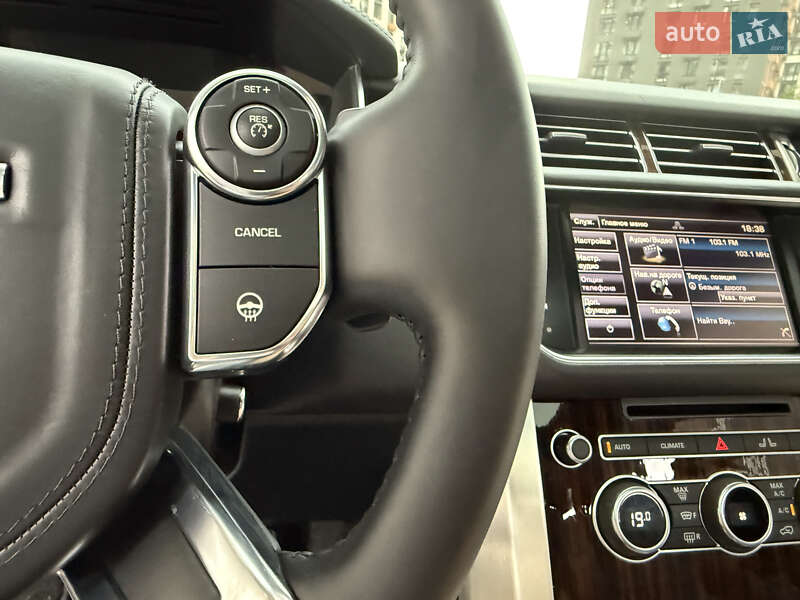 Внедорожник / Кроссовер Land Rover Range Rover 2015 в Киеве