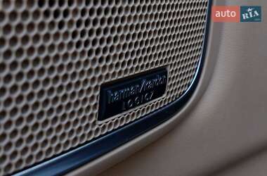 Позашляховик / Кросовер Land Rover Range Rover 2012 в 