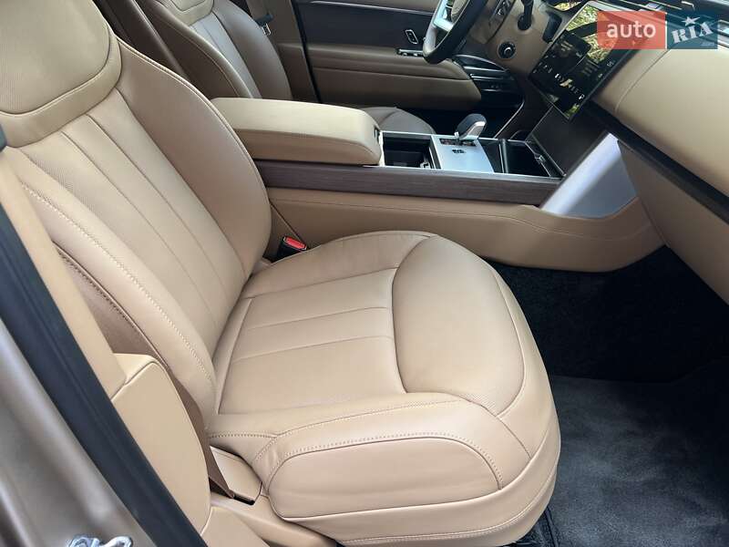 Внедорожник / Кроссовер Land Rover Range Rover 2024 в Киеве