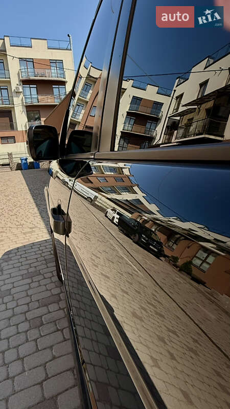 Внедорожник / Кроссовер Land Rover Range Rover 2010 в Ивано-Франковске