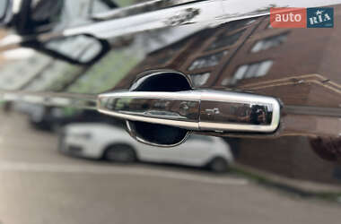 Внедорожник / Кроссовер Land Rover Range Rover 2013 в 