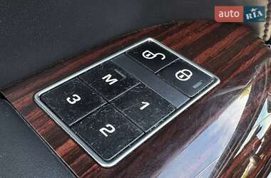 Внедорожник / Кроссовер Land Rover Range Rover 2012 в 