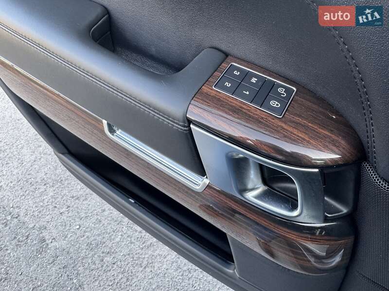 Внедорожник / Кроссовер Land Rover Range Rover 2016 в Тернополе