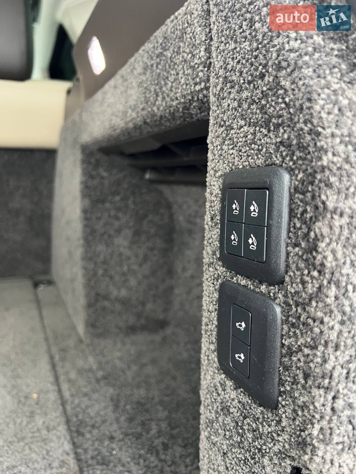 2018 Land Rover Range Rover - мініатюра 5