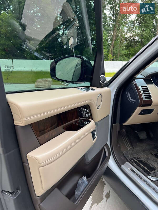 Внедорожник / Кроссовер Land Rover Range Rover 2018 в Луцке