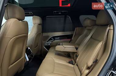 Позашляховик / Кросовер Land Rover Range Rover 2023 в 