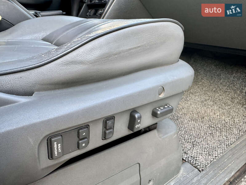 Позашляховик / Кросовер Land Rover Range Rover 1996 в Києві