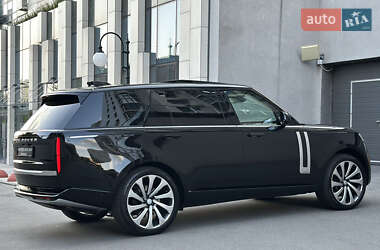 Внедорожник / Кроссовер Land Rover Range Rover 2024 в 