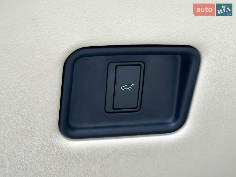 Внедорожник / Кроссовер Land Rover Range Rover 2024 в Киеве