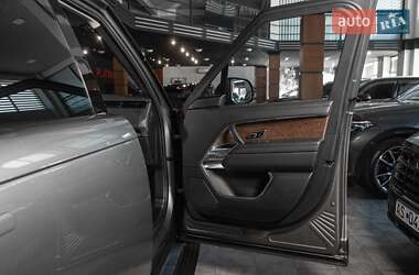 Внедорожник / Кроссовер Land Rover Range Rover 2022 в 