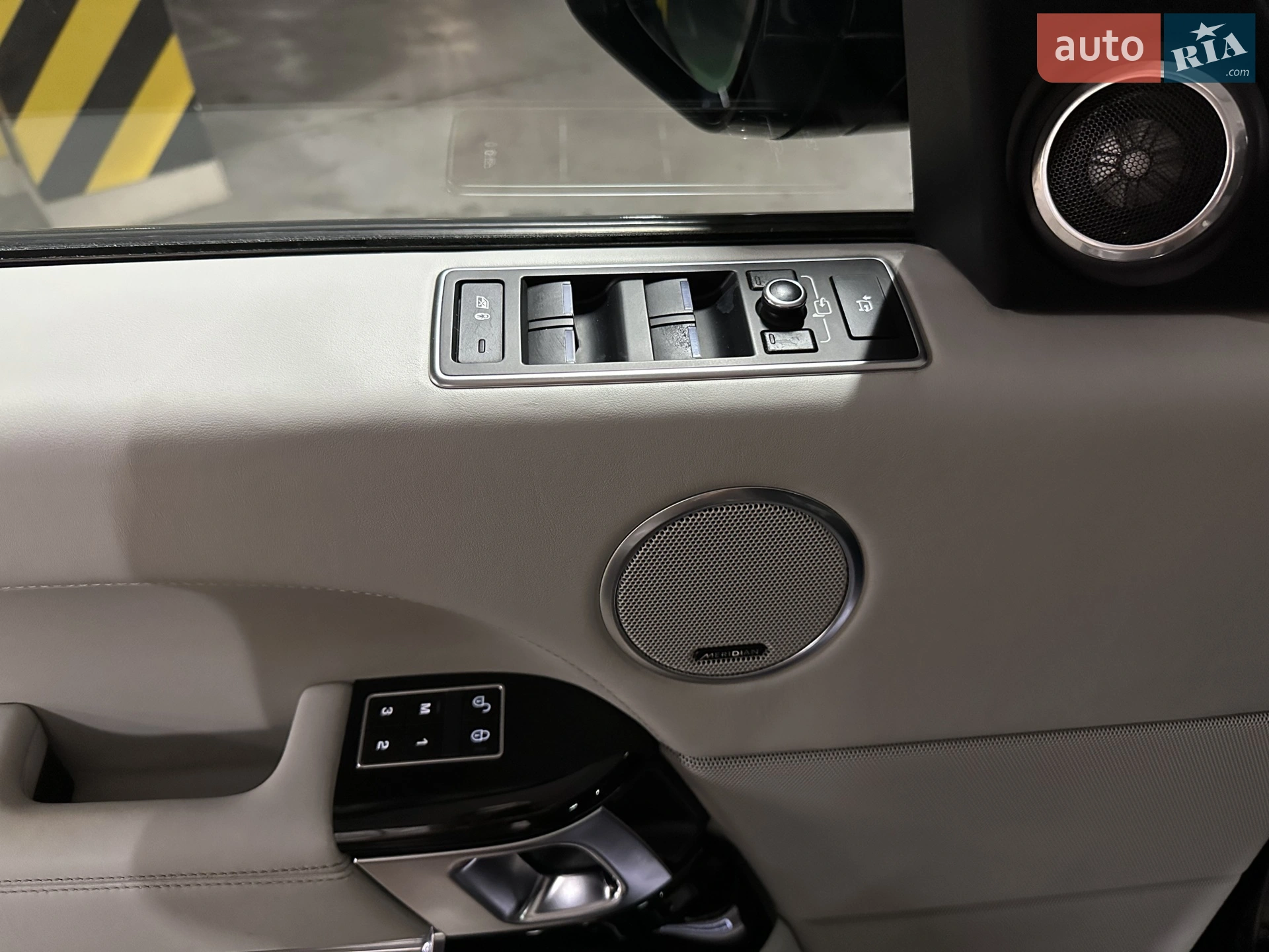 2013 Land Rover Range Rover - мініатюра 20