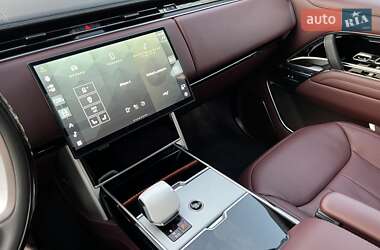 Внедорожник / Кроссовер Land Rover Range Rover 2023 в 