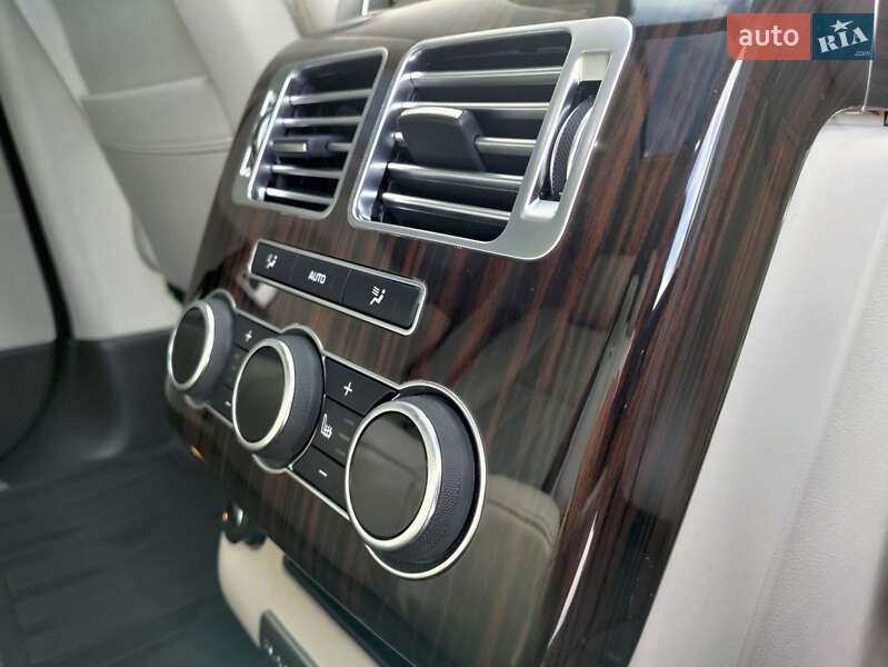 Внедорожник / Кроссовер Land Rover Range Rover 2016 в Киеве