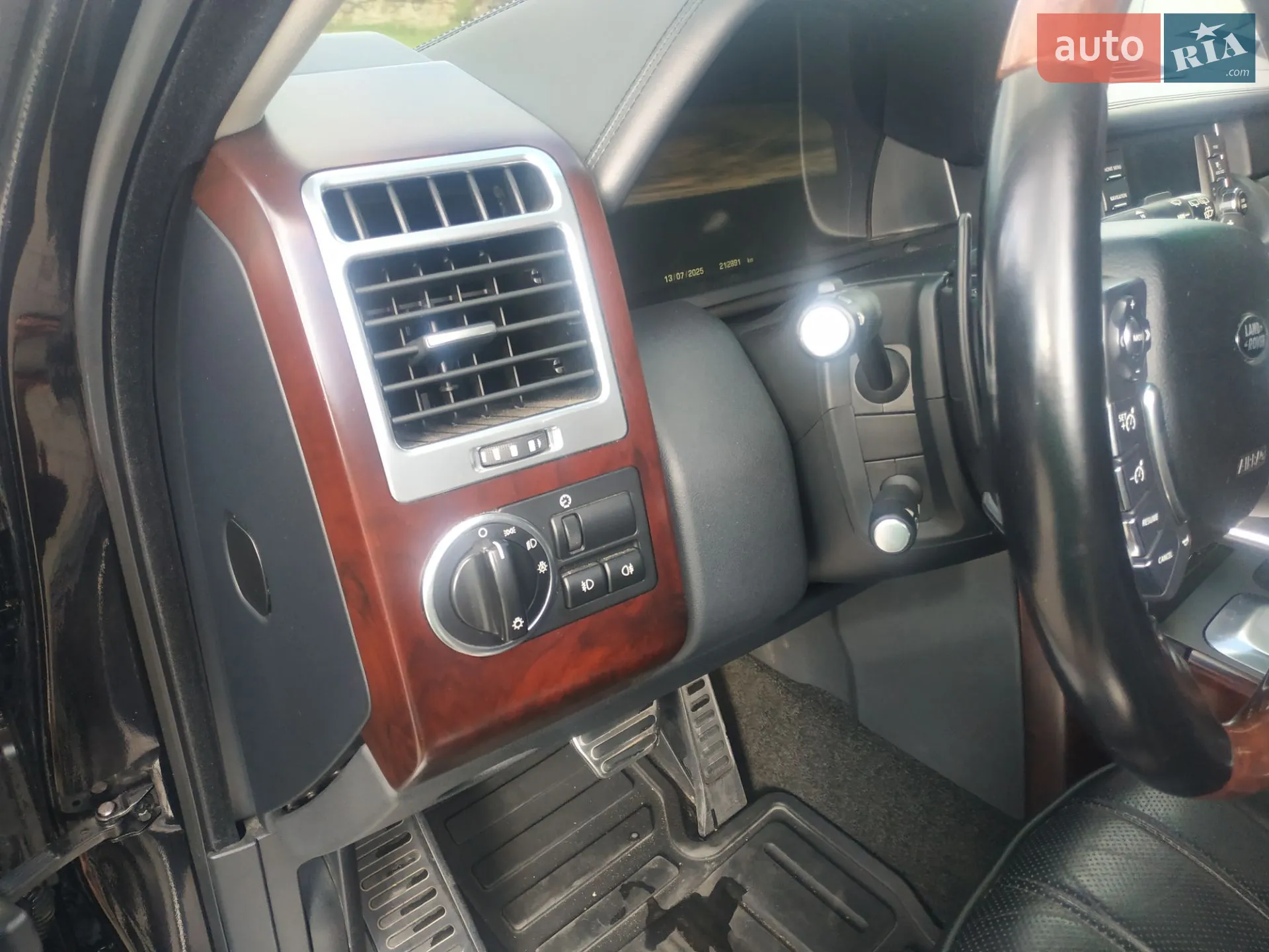 2012 Land Rover Range Rover - мініатюра 37