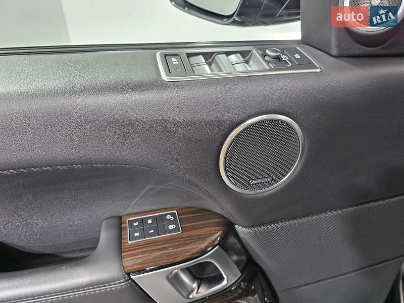 Внедорожник / Кроссовер Land Rover Range Rover 2017 в Киеве