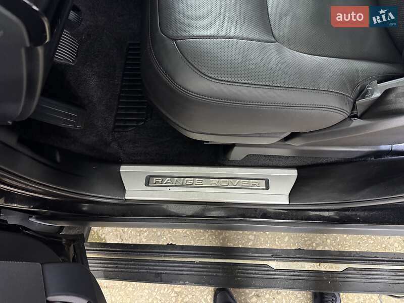 Внедорожник / Кроссовер Land Rover Range Rover 2019 в Тернополе