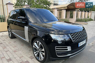 Внедорожник / Кроссовер Land Rover Range Rover 2021 в 