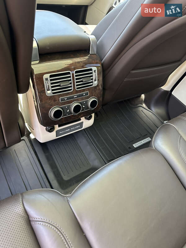 Внедорожник / Кроссовер Land Rover Range Rover 2017 в Ровно фото 35 Внедорожник / Кроссовер Land Rover Range Rover 2017 в Ровно