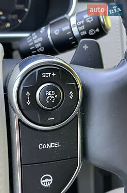 Внедорожник / Кроссовер Land Rover Range Rover 2013 в 