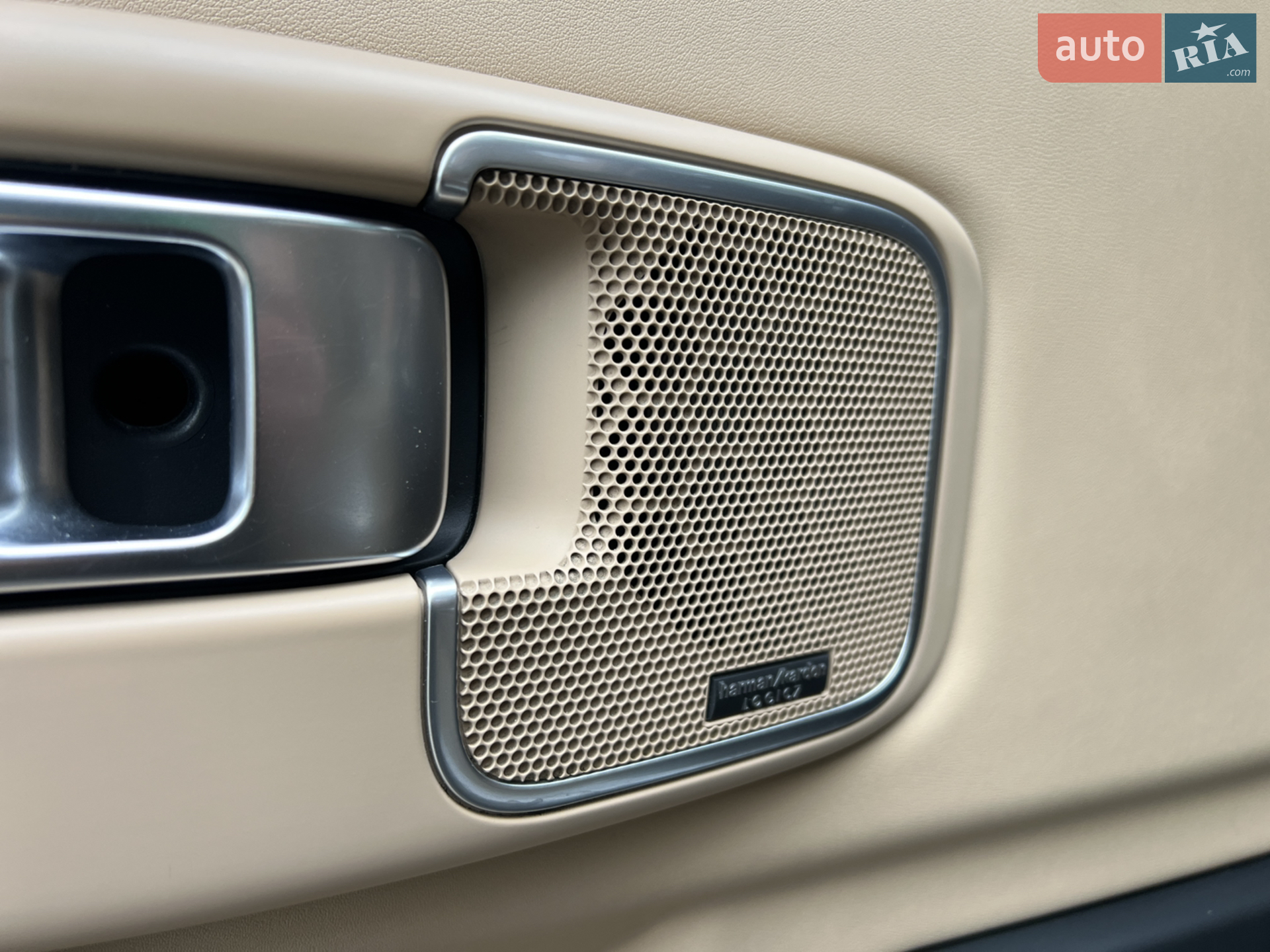 2010 Land Rover Range Rover - мініатюра 29