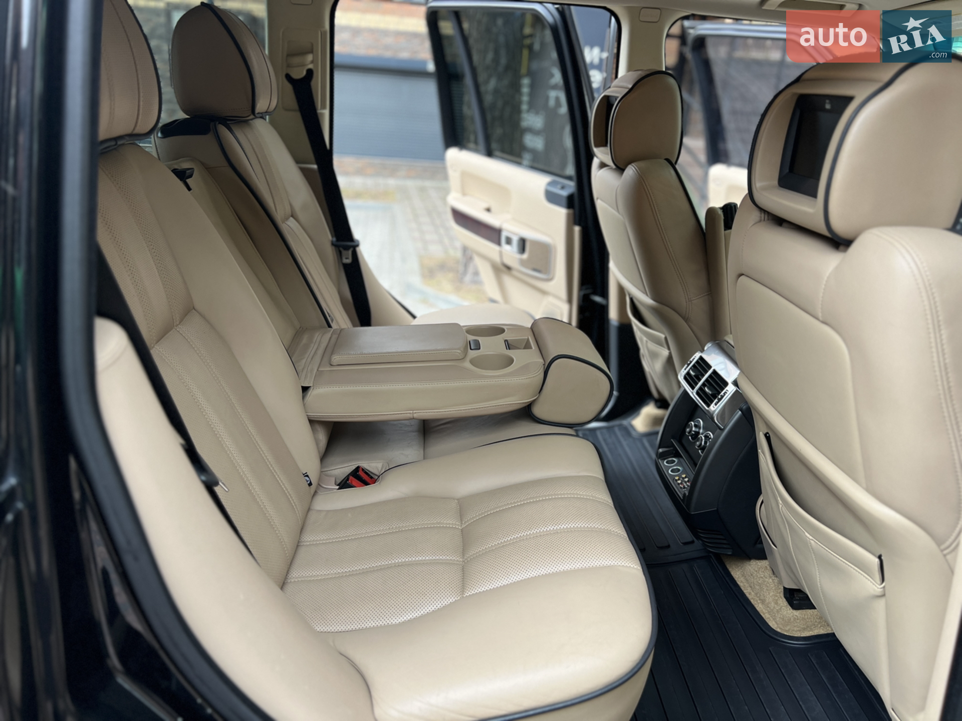 2010 Land Rover Range Rover - мініатюра 42