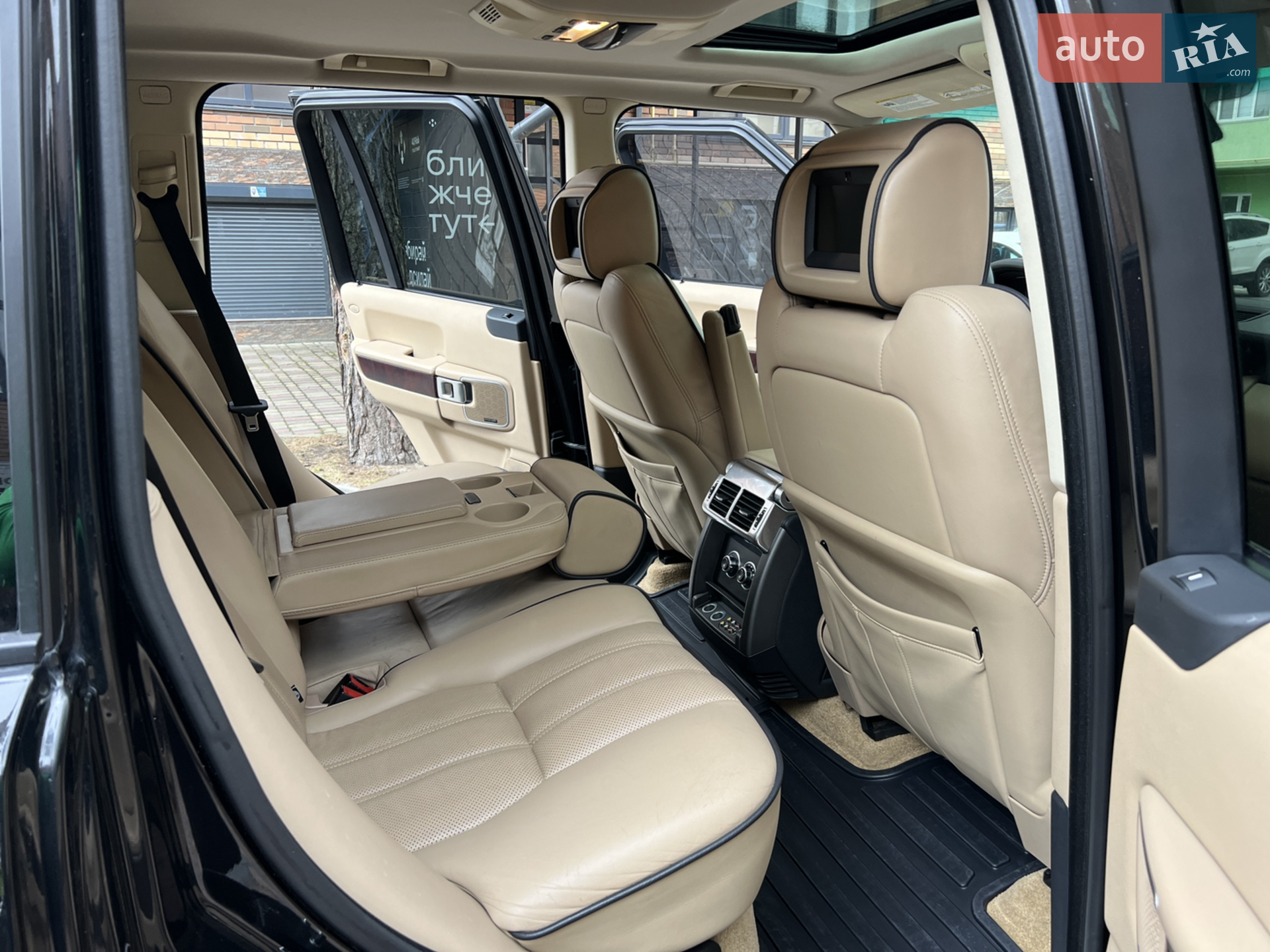 2010 Land Rover Range Rover - мініатюра 41