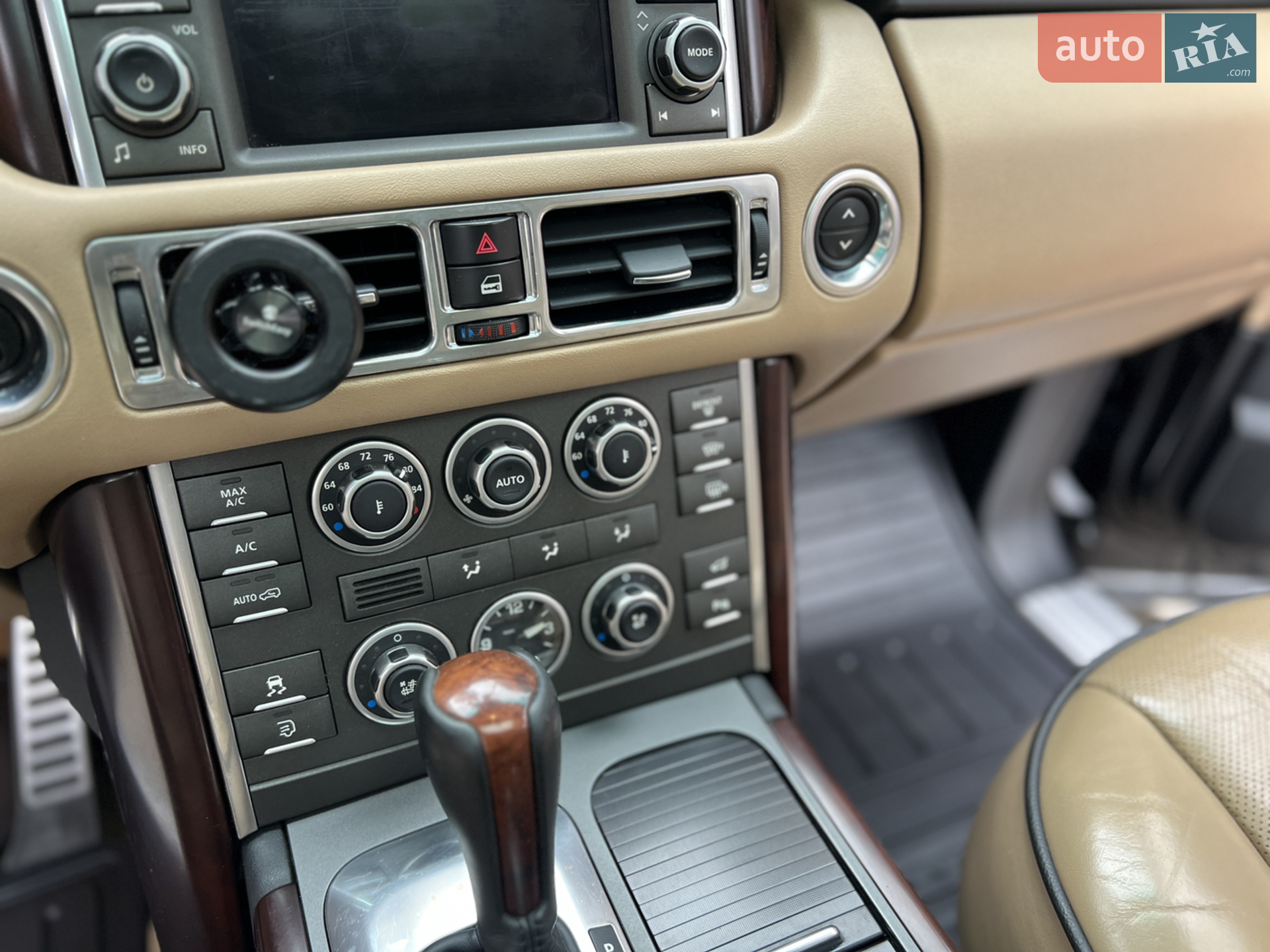 2010 Land Rover Range Rover - мініатюра 55