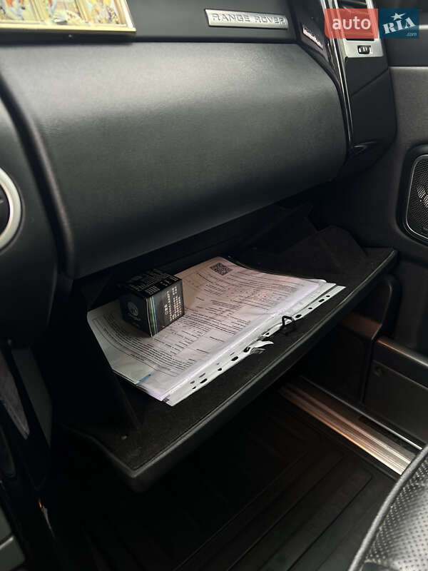 Внедорожник / Кроссовер Land Rover Range Rover 2005 в Черновцах