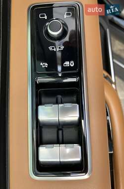 Внедорожник / Кроссовер Land Rover Range Rover 2020 в 