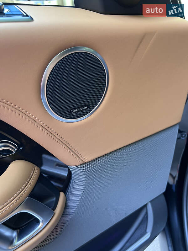 Позашляховик / Кросовер Land Rover Range Rover 2019 в Києві