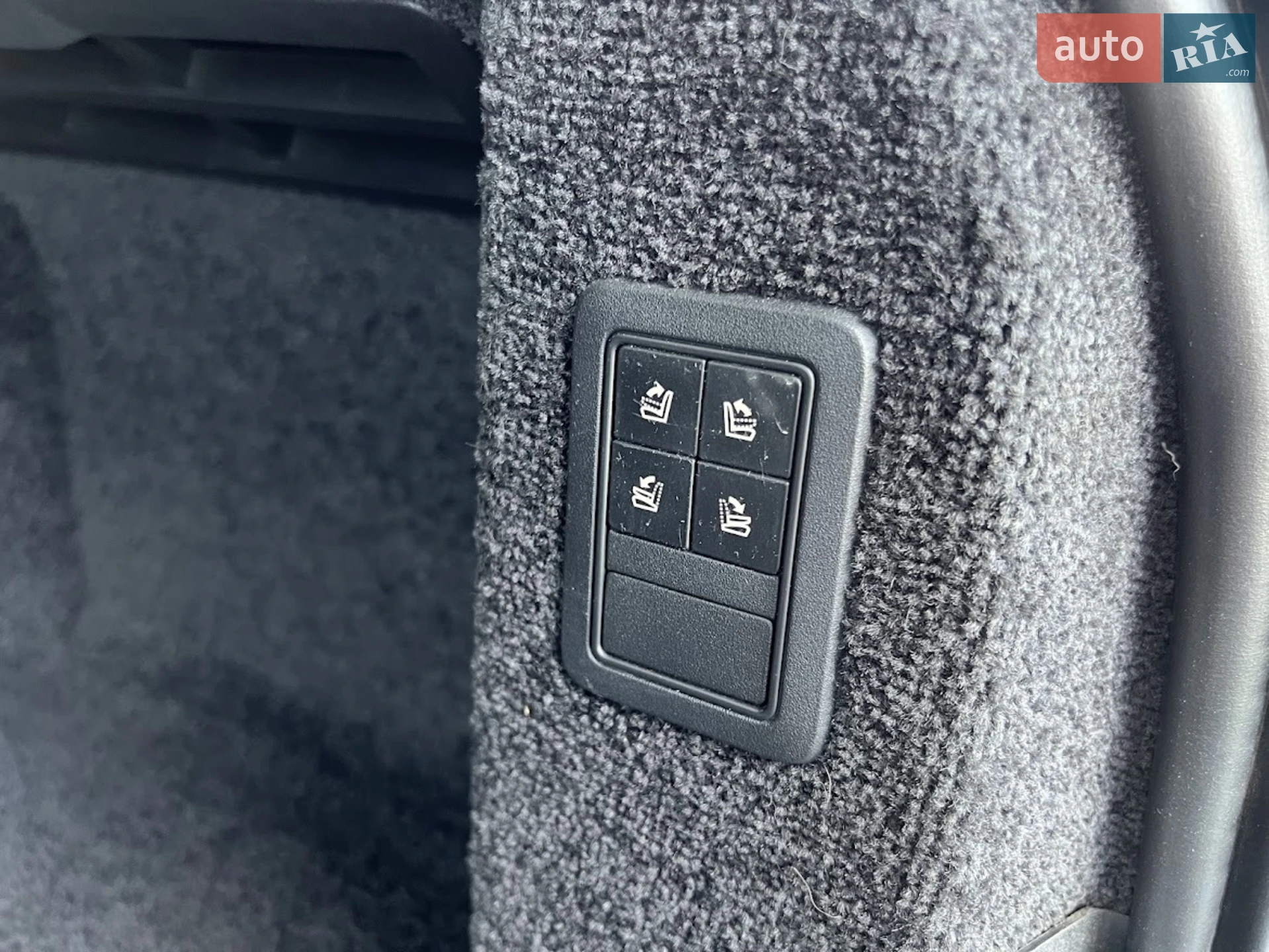 2013 Land Rover Range Rover - мініатюра 31