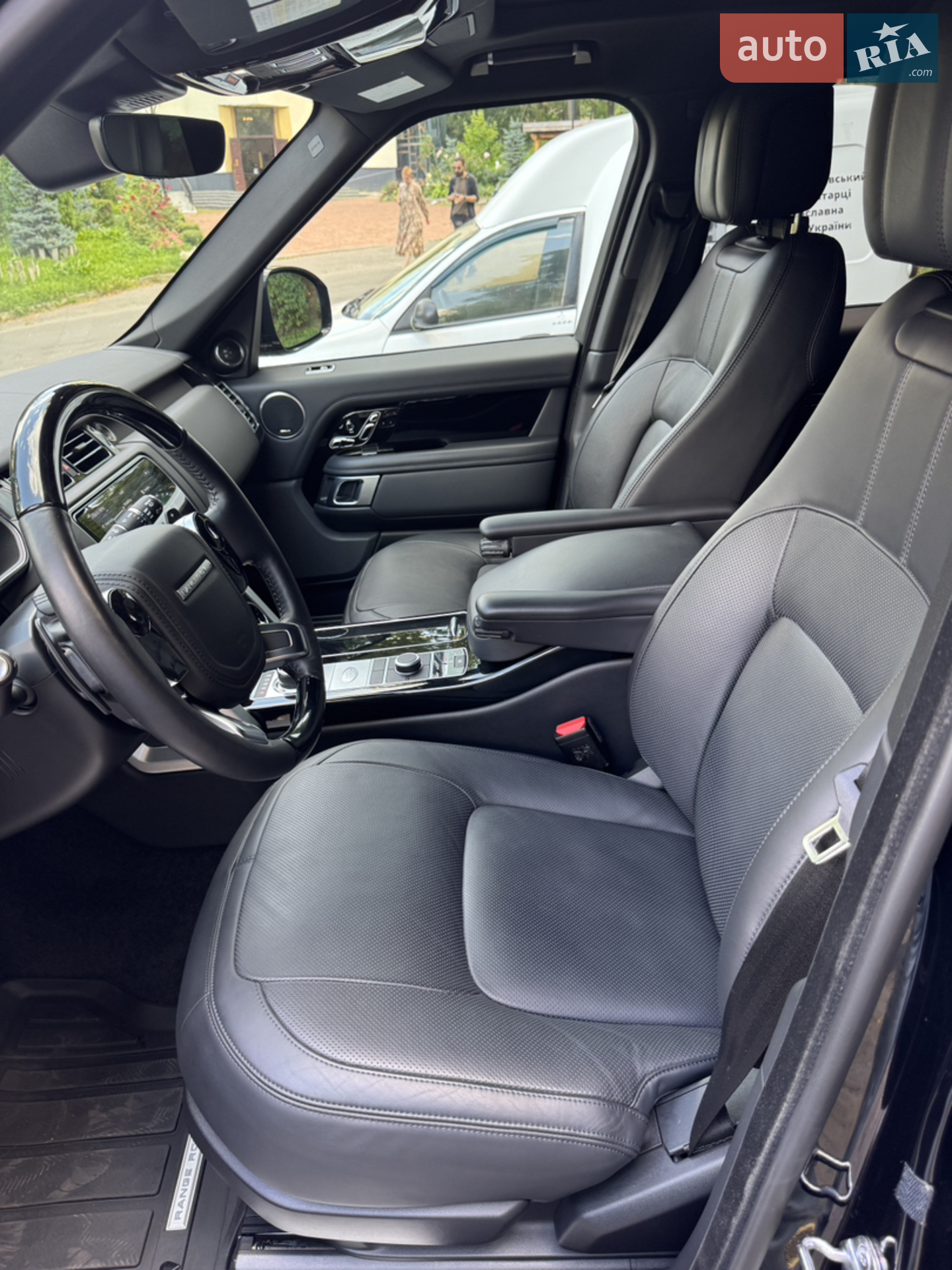 2020 Land Rover Range Rover - мініатюра 18