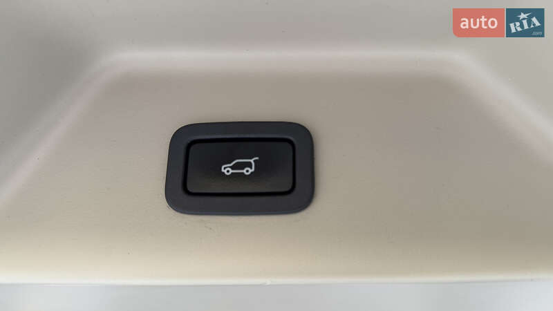 Внедорожник / Кроссовер Land Rover Range Rover 2014 в Вараше