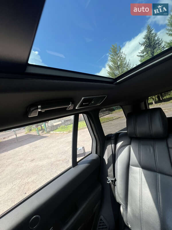 Внедорожник / Кроссовер Land Rover Range Rover 2015 в Дубно