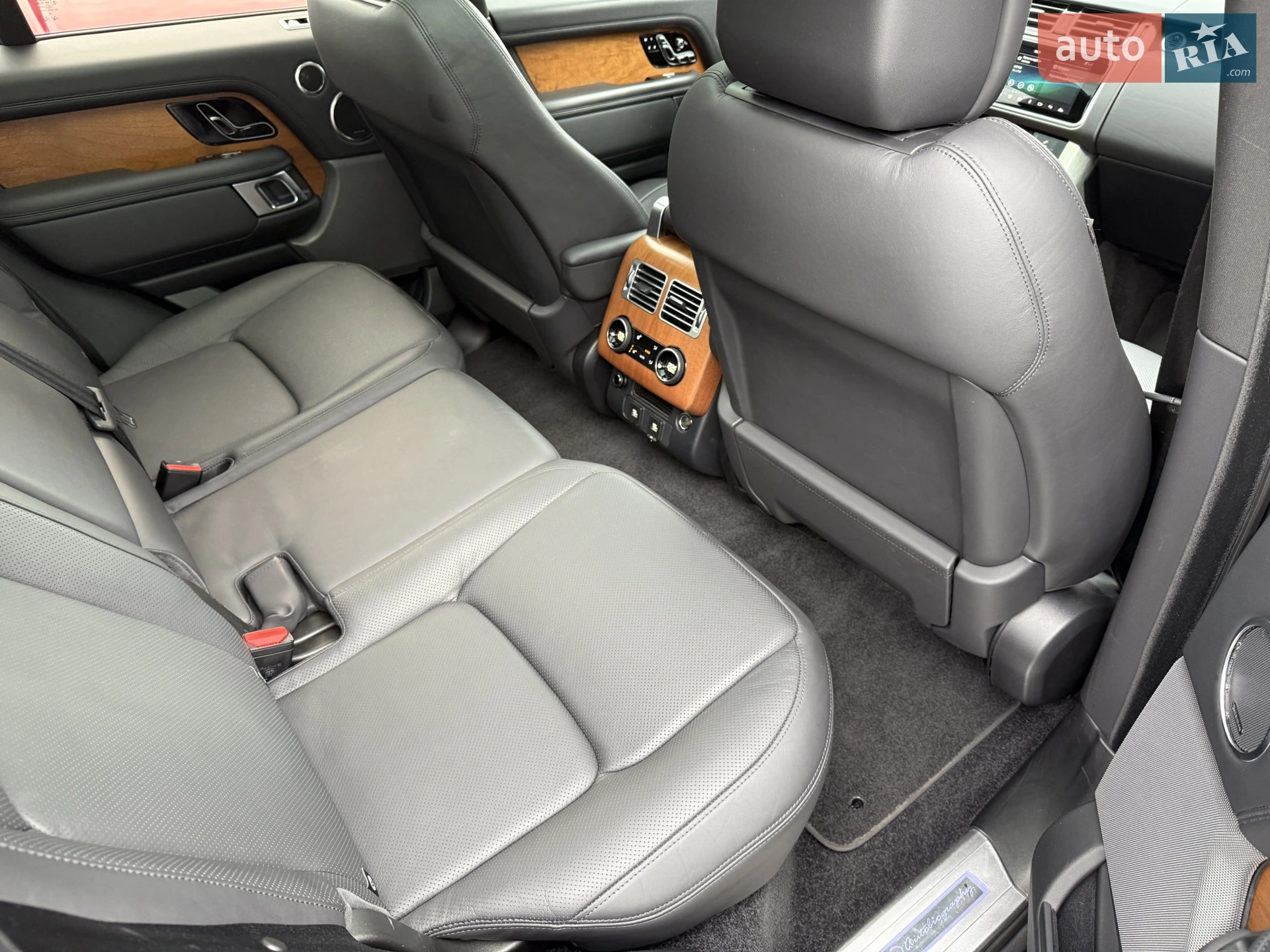 2019 Land Rover Range Rover - мініатюра 26
