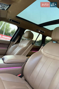 Внедорожник / Кроссовер Land Rover Range Rover 2023 в 