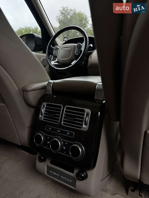 Внедорожник / Кроссовер Land Rover Range Rover 2017 в Хмельницком