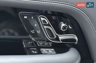 Внедорожник / Кроссовер Land Rover Range Rover 2018 в 