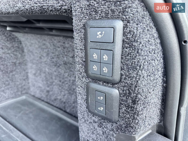 Внедорожник / Кроссовер Land Rover Range Rover 2020 в Киеве