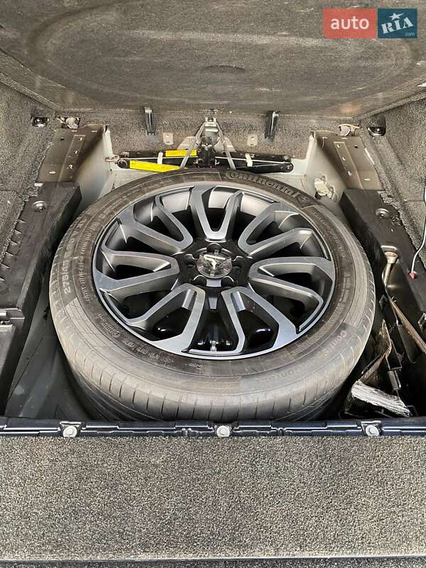 Внедорожник / Кроссовер Land Rover Range Rover 2009 в Львове