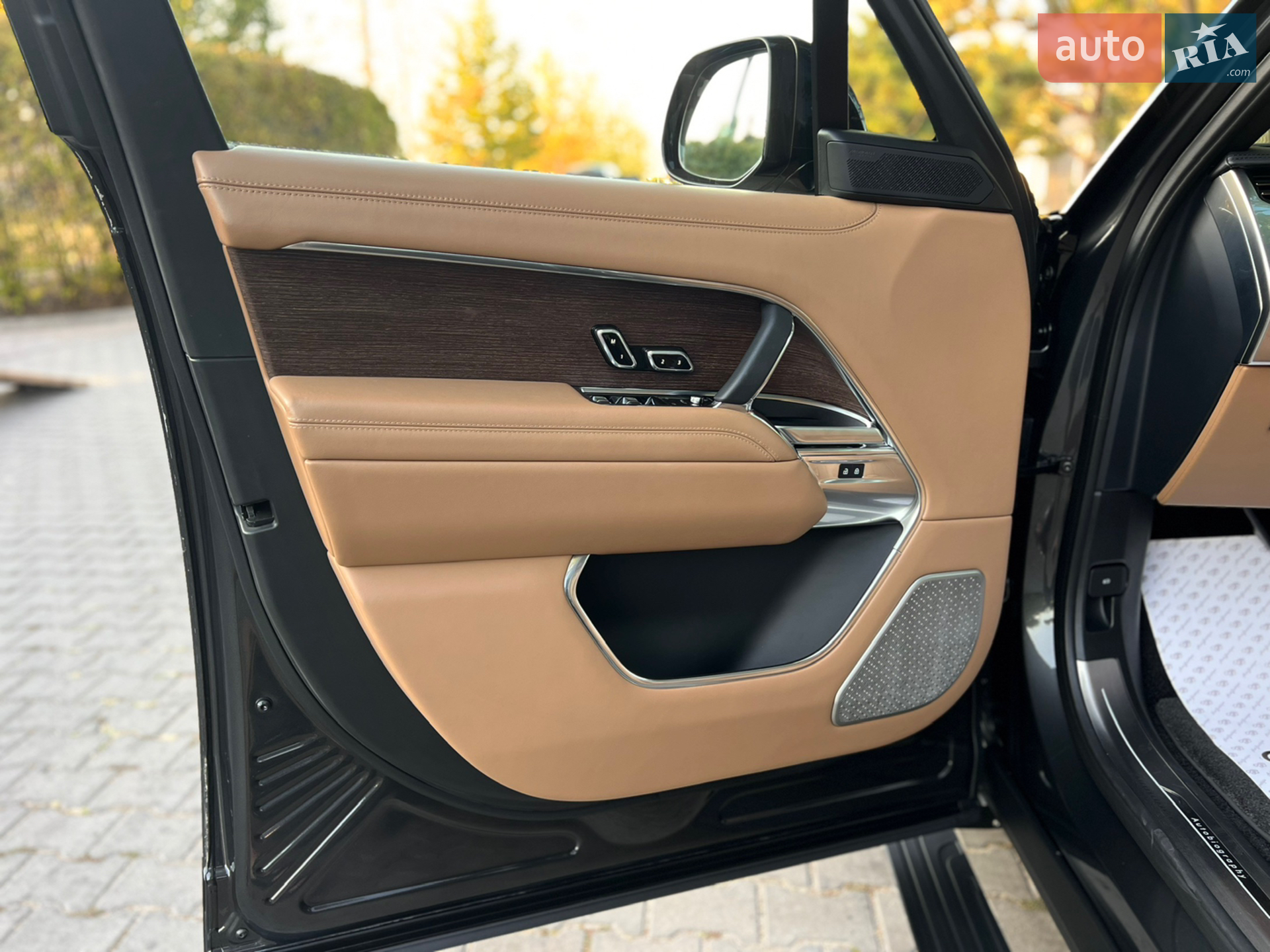 2023 Land Rover Range Rover - мініатюра 27